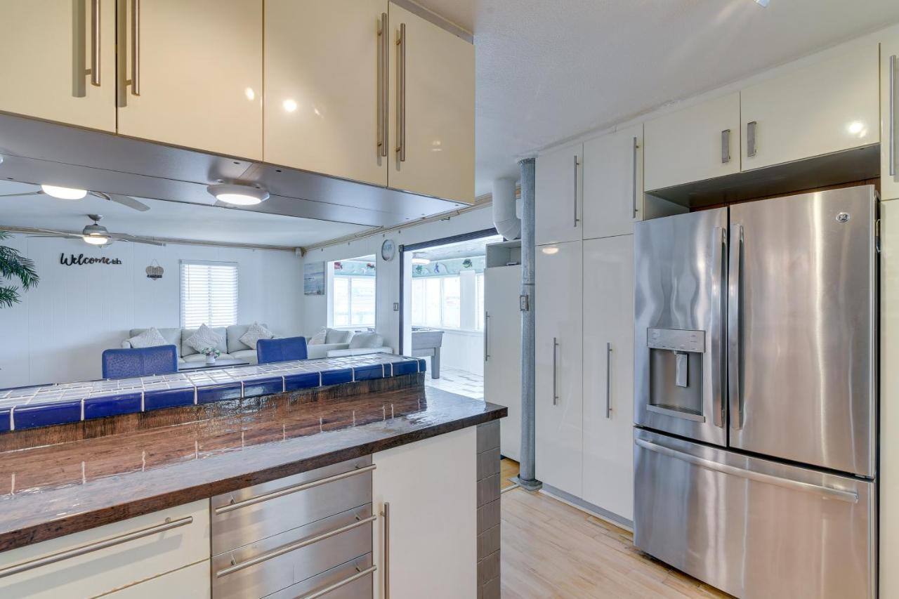 Waterfront Galveston Bay Retreat - 4 Mi To Beach! Εξωτερικό φωτογραφία